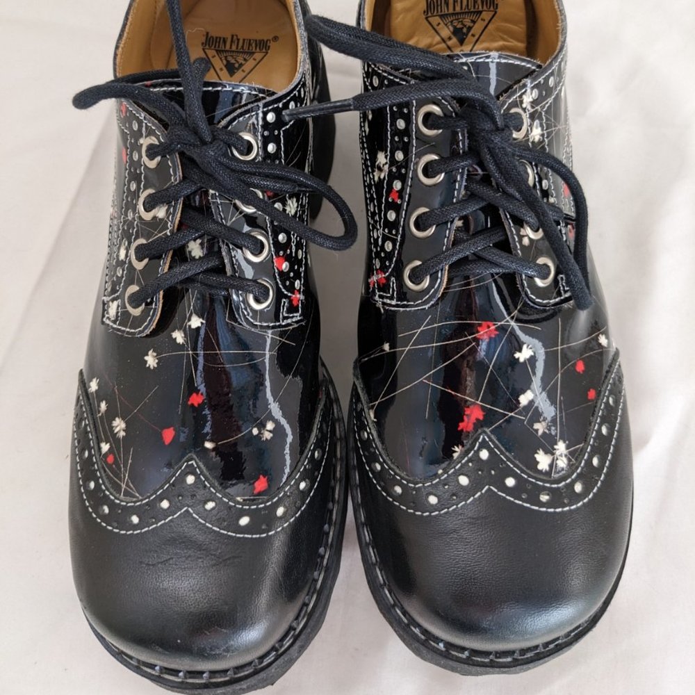 John Fluevog F-Shoes Hi Todne, black with floral, lace-up platform shoe, size 10